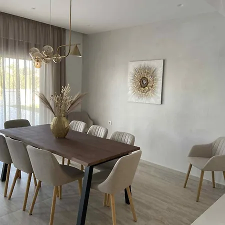 Kennedy Φαληράκι