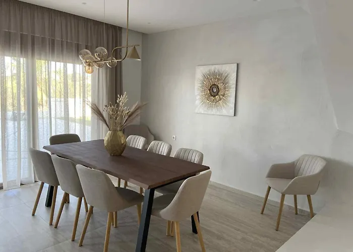 Kennedy Φαληράκι