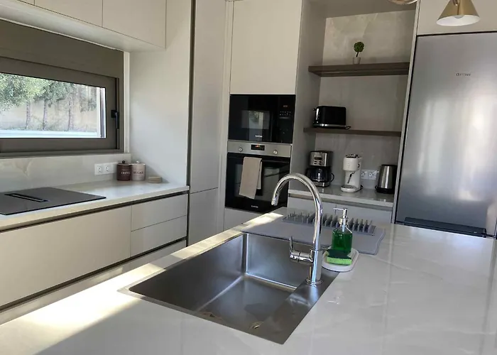 Βίλα Kennedy Φαληράκι